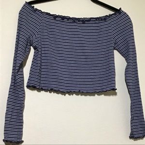 Off the shoulder long sleeve